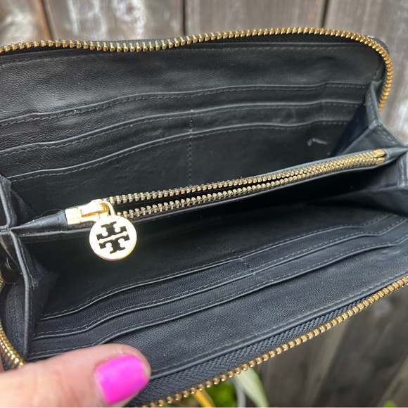 Tory Burch Snakeskin Embossed Leather Wallet - Picture 2 of 4